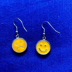 Smiley/Frowny Expression Earrings